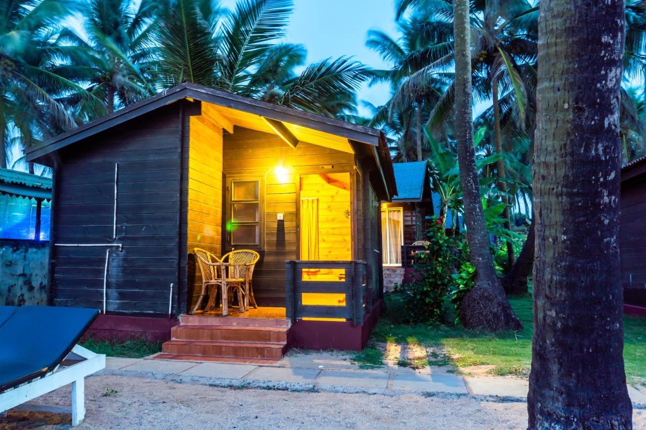 Vista Praia Beach Resort Anjuna Extérieur photo
