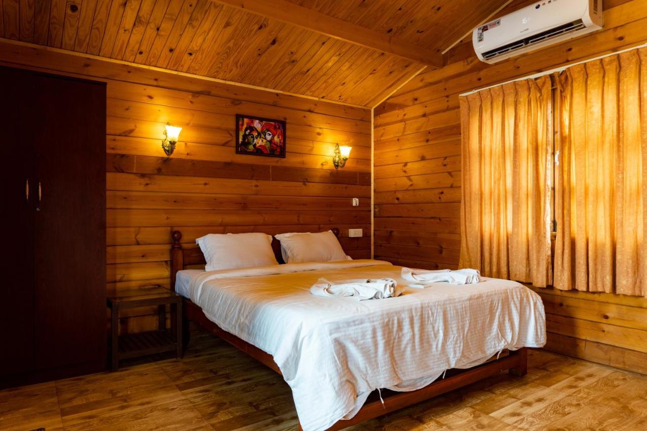 Vista Praia Beach Resort Anjuna Extérieur photo