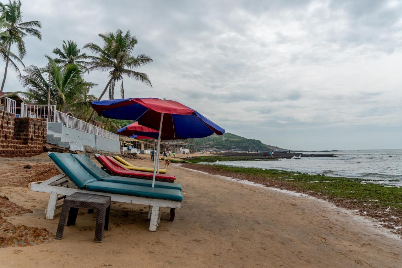 Vista Praia Beach Resort Anjuna Extérieur photo