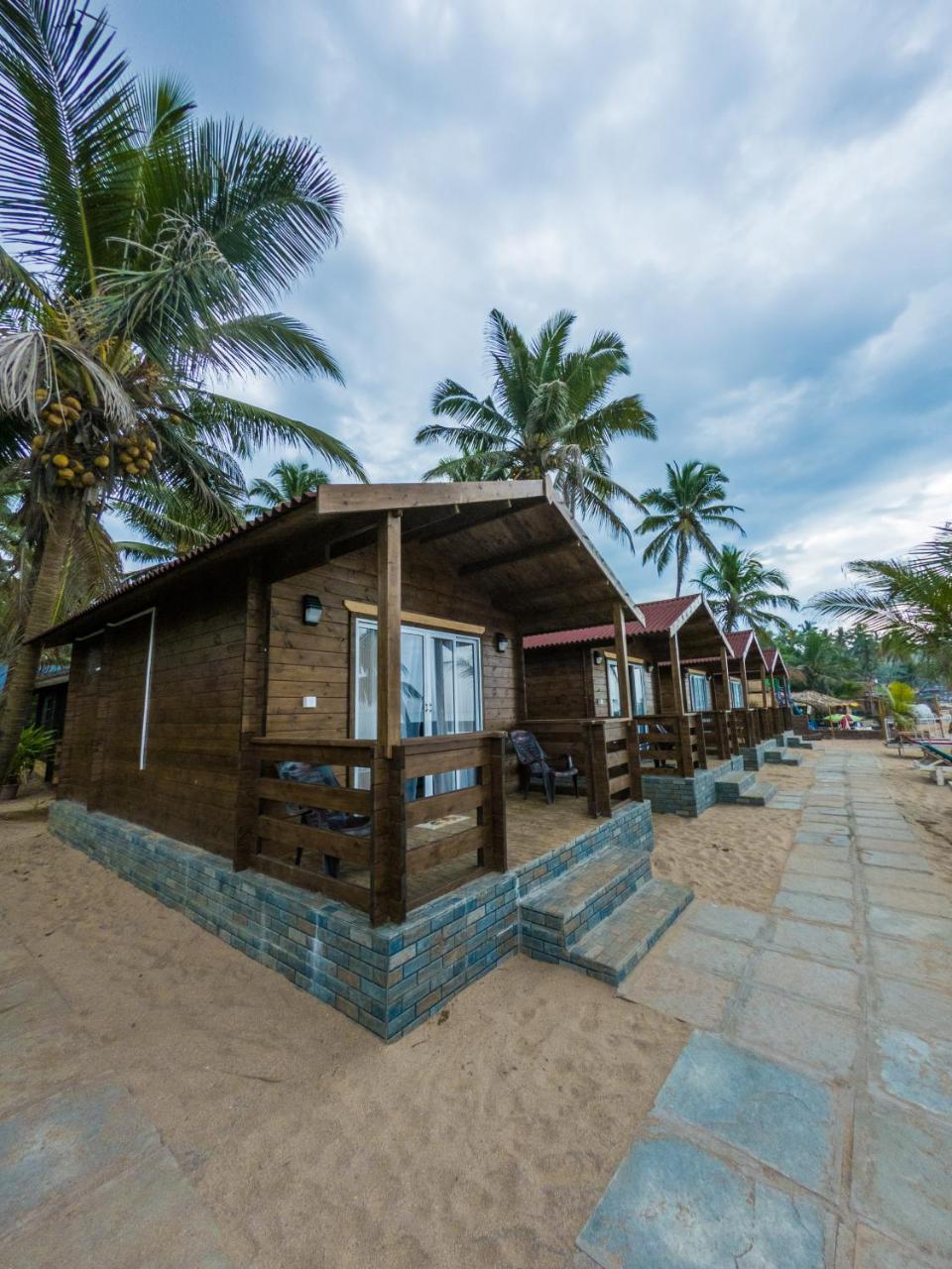 Vista Praia Beach Resort Anjuna Extérieur photo