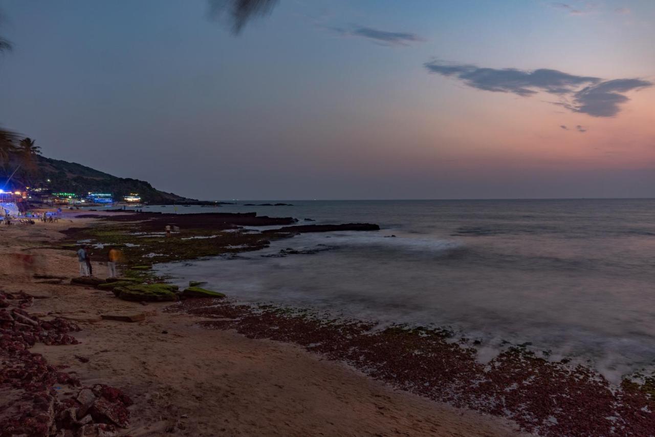 Vista Praia Beach Resort Anjuna Extérieur photo