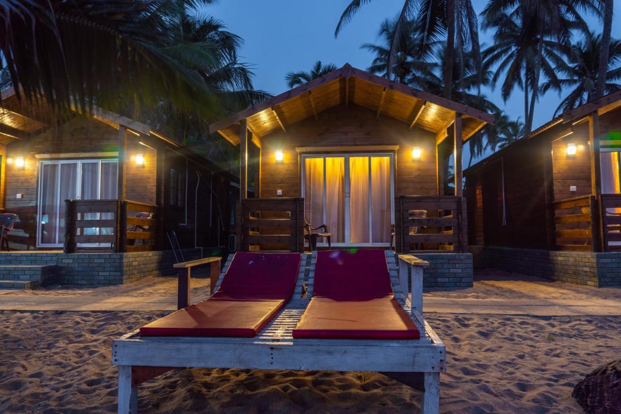 Vista Praia Beach Resort Anjuna Extérieur photo